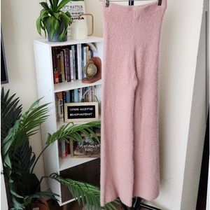 Nasty Gal High Waist Teddy Sweater Knit
Flare Leg Pants